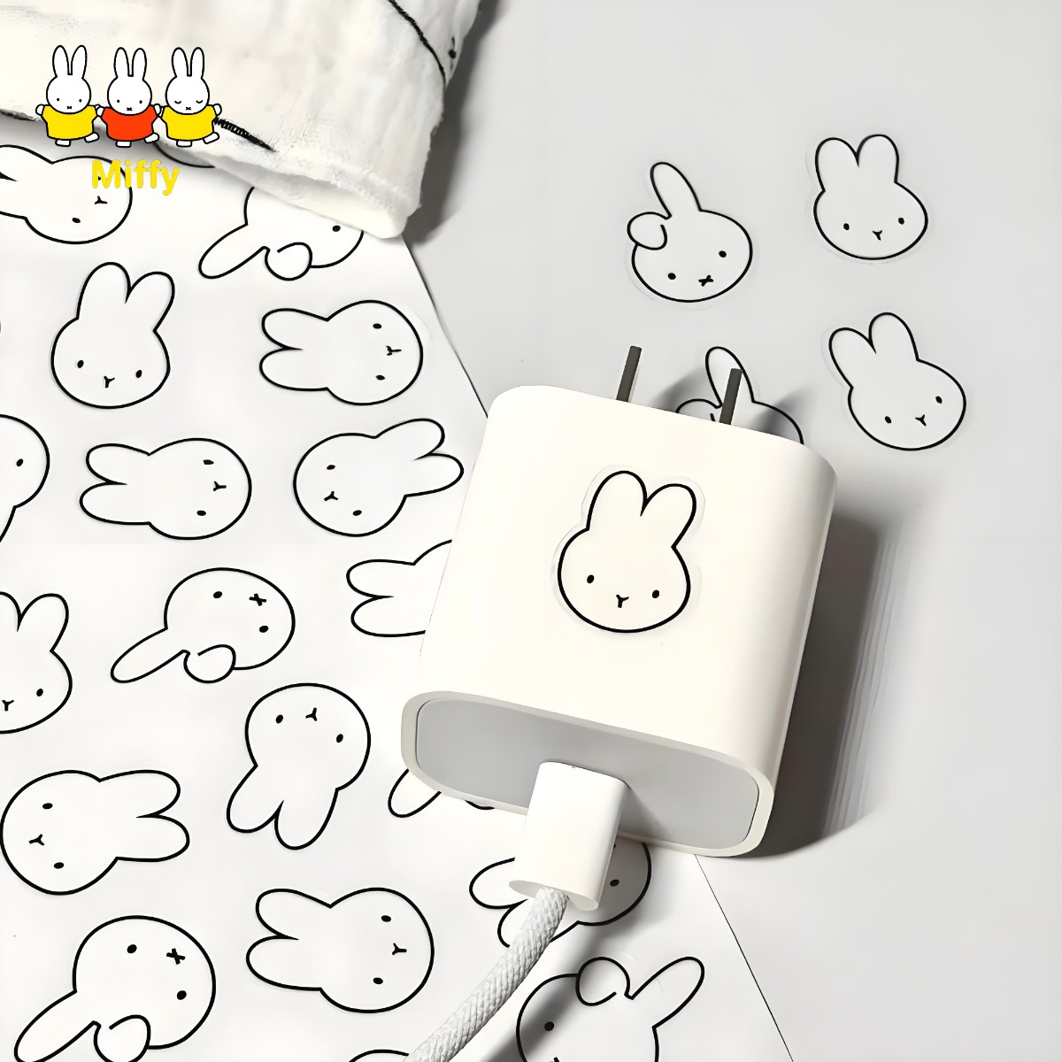 Tablet Cute Accessories - Hình dán cốc nước hình thỏ